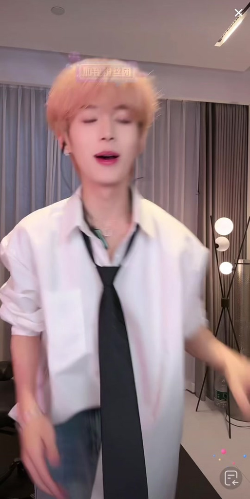 我是奶龙: 我是奶龙舞蹈视频完整版教程