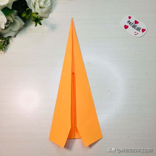 能飞10个小时的纸飞机: 能飞10个小时的纸飞机是什么